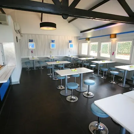 מלון Ibis Budget Nantes Ouest Atlantis 2*