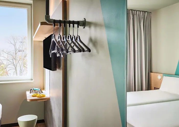 Ibis Budget Nantes Ouest 2*