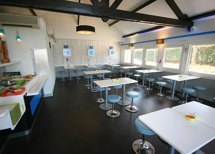 Hotel Ibis Budget Nantes Ouest Atlantis 2*